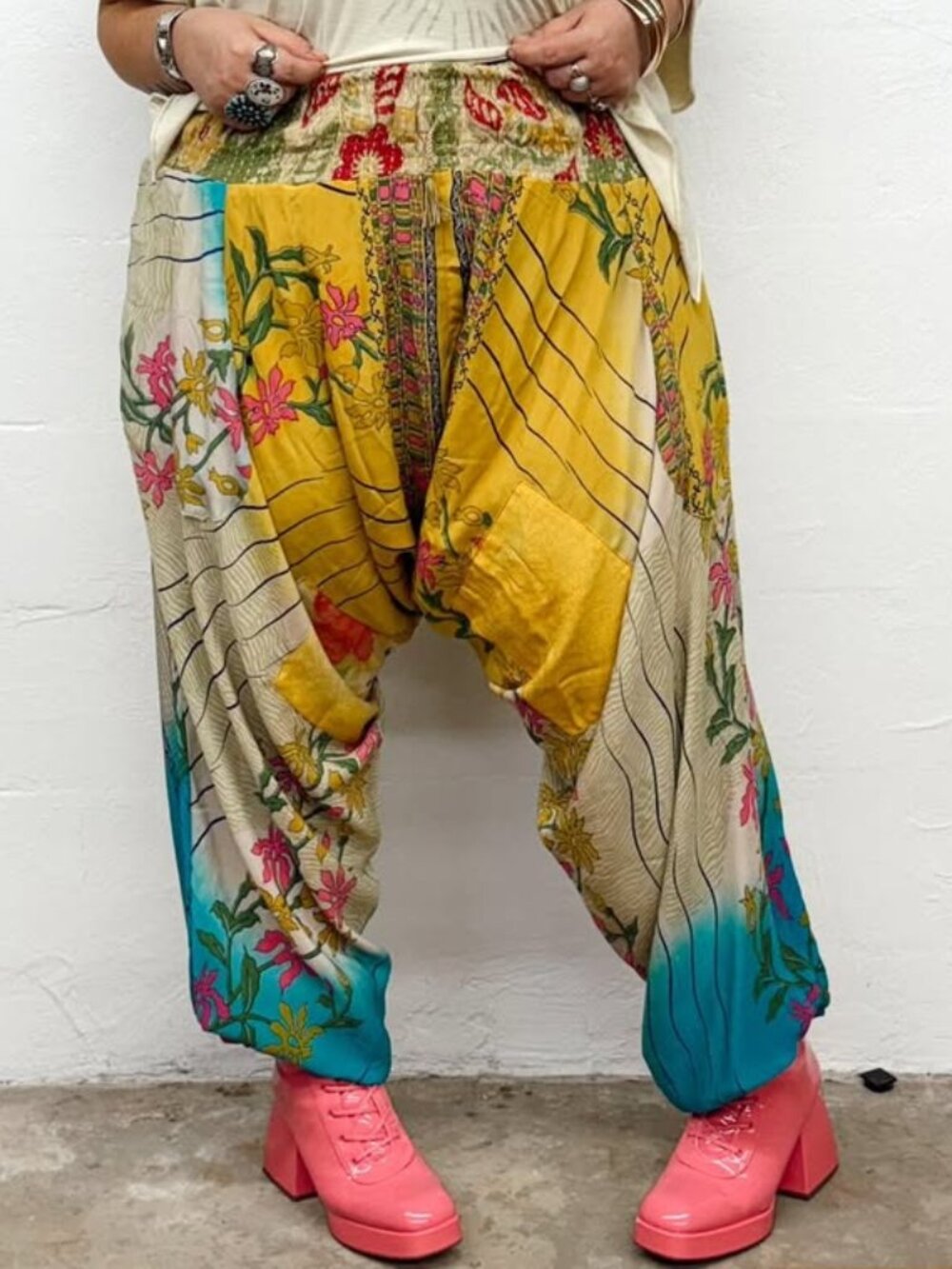 Silk Everyday Harems - Picture 3 of 3